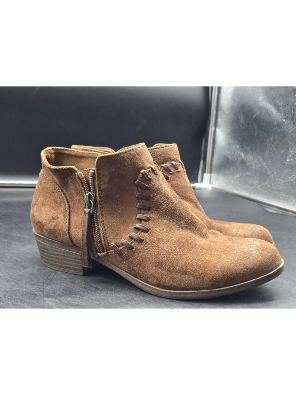 Austin Trading Co Boots Womens Size 8.5 Brown Faux Suede Ankle Zip Booties